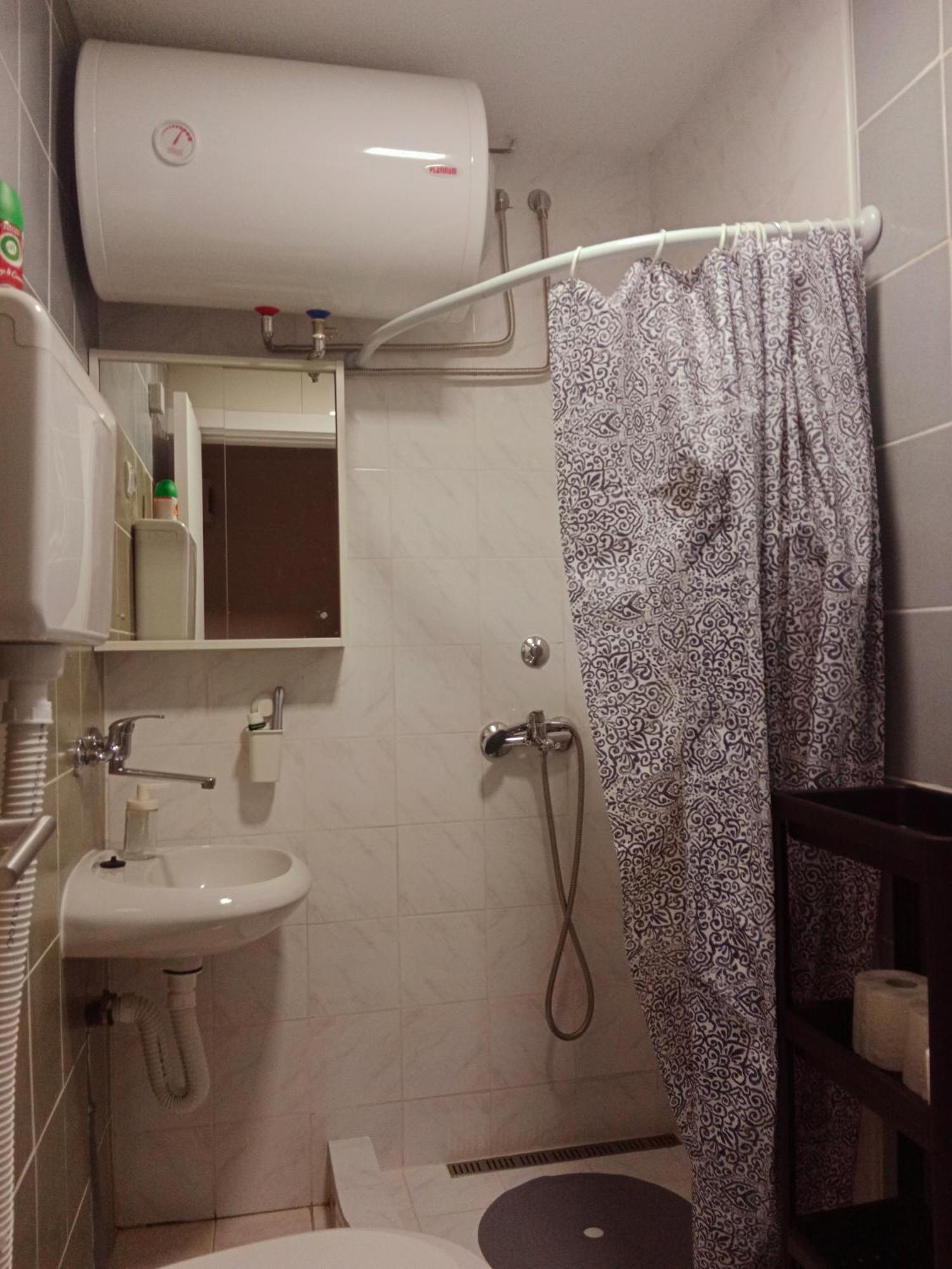 Visoki Vrh Apartman Белград Екстер'єр фото